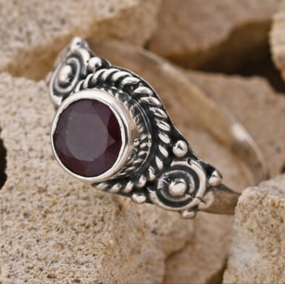 Bali Legacy Niassa Ruby Solitaire Sterling Silver Ring Size 8 ❤️ - Picture 6 of 12